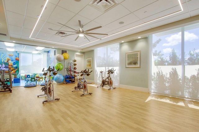 5029 GRANDIFLORA Road, Palm Beach Gardens, FL 33418