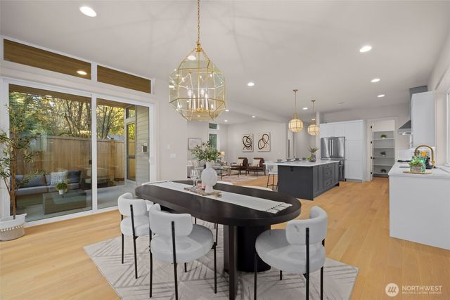 7010 NE 134th Street, Kirkland, WA 98034