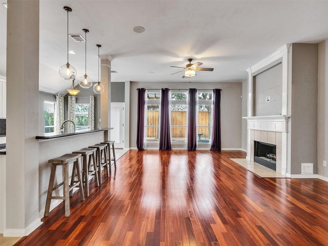 3518 Shadowwalk Drive, Houston, TX 77082