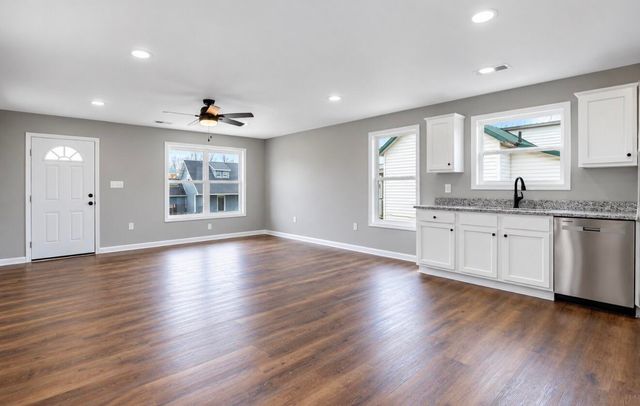 401 Broadway Street, Nicholasville, KY 40356