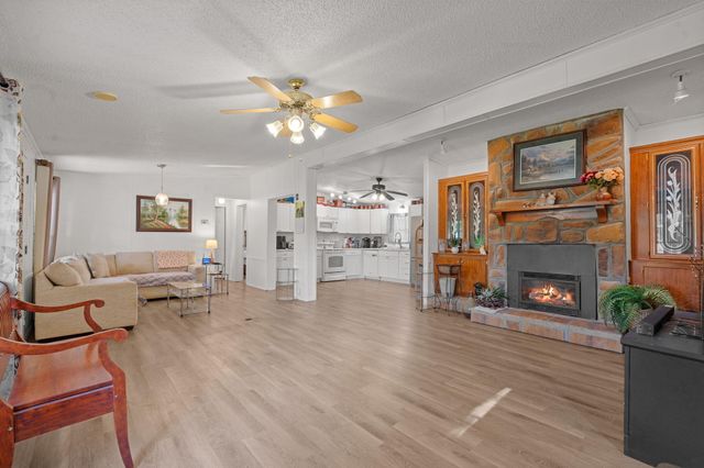 25356 Shawnee Drive, Golden, MO 65658