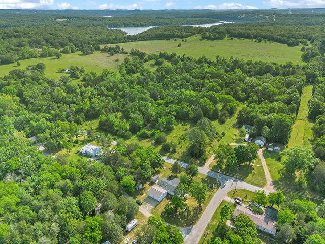 25356 Shawnee Drive, Golden, MO 65658