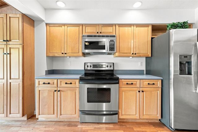 2555 SWEETGUM WAY W, Clearwater, FL 33761