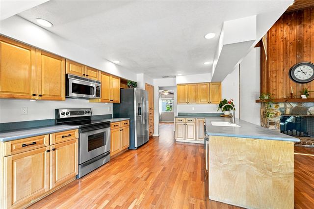 2555 SWEETGUM WAY W, Clearwater, FL 33761