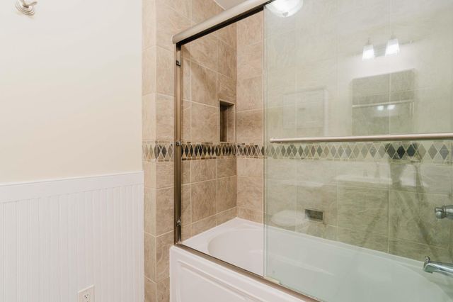 10200 DUVAWN PL, Silver Spring, MD 20902