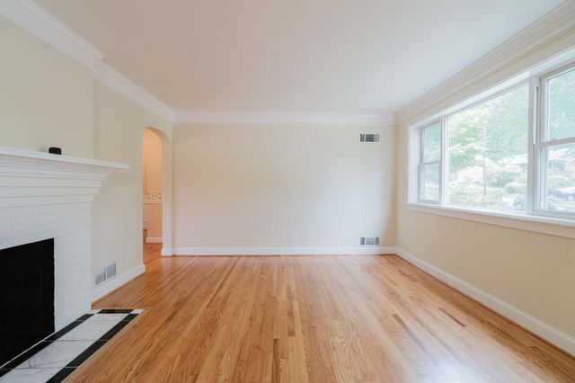 10200 DUVAWN PL, Silver Spring, MD 20902