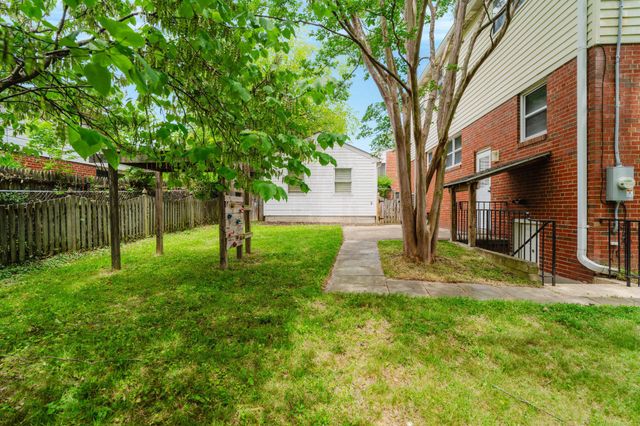 10200 DUVAWN PL, Silver Spring, MD 20902
