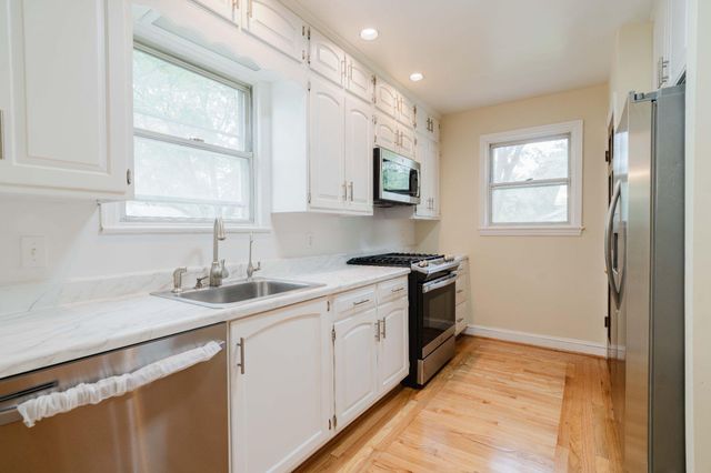10200 DUVAWN PL, Silver Spring, MD 20902