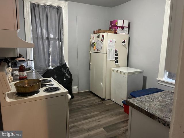 348 S QUEEN ST, Lancaster, PA 17603