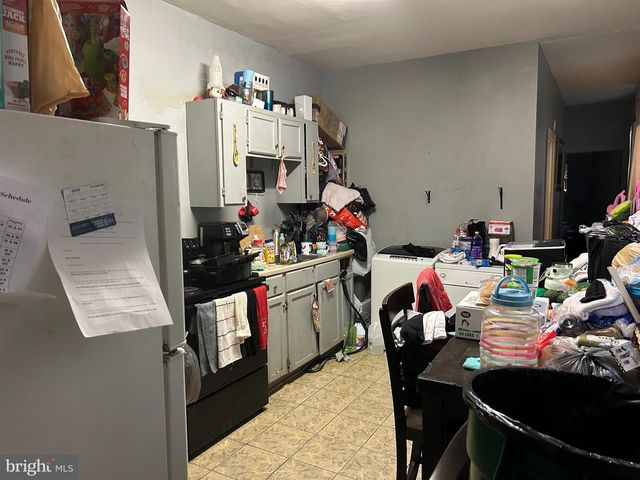 348 S QUEEN ST, Lancaster, PA 17603