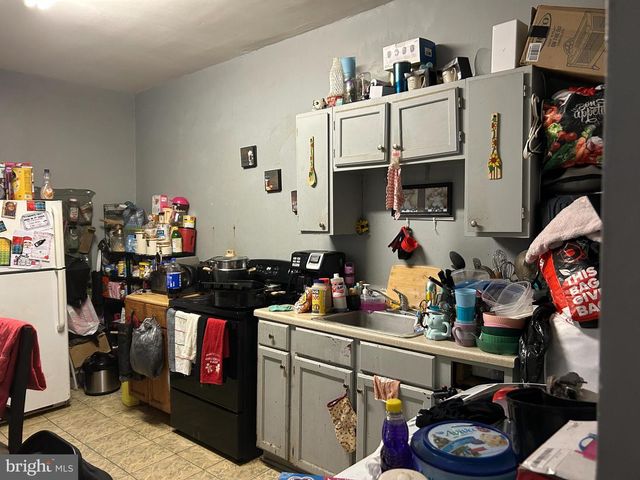 348 S QUEEN ST, Lancaster, PA 17603