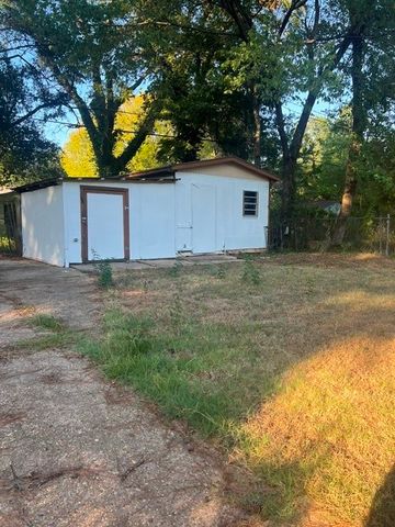 2770 Marquette Street, Shreveport, LA 71108