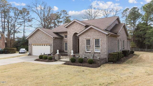 46 Egret Court, Clayton, NC 27520