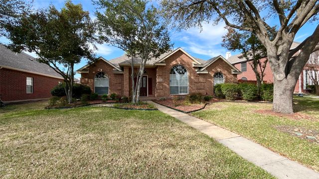 5603 Stonehenge Drive, Richardson, TX 75082