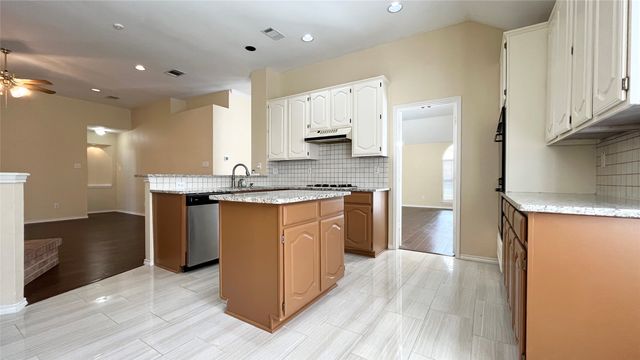 5603 Stonehenge Drive, Richardson, TX 75082
