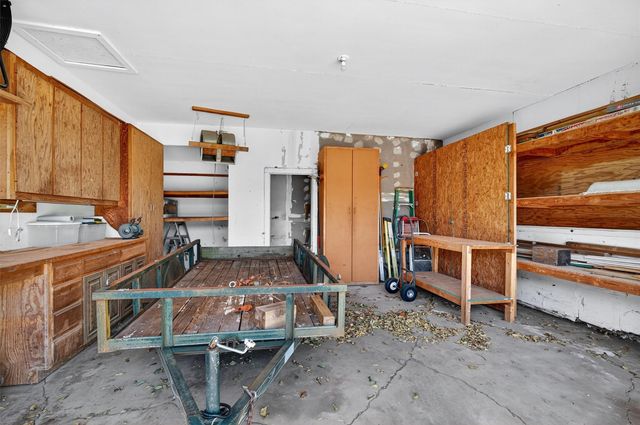 1722 Morningside Drive, Gainesville, TX 76240