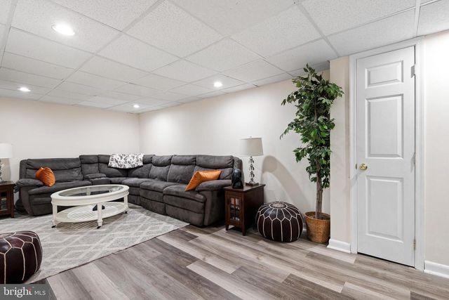 3206 DUNLAP DR, Wilmington, DE 19808