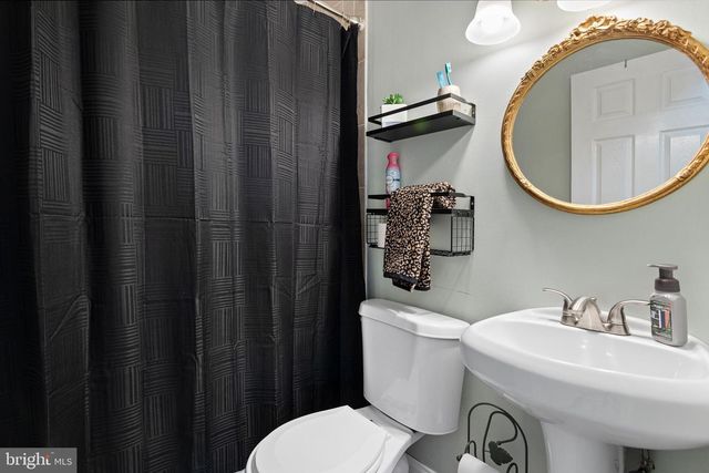 3206 DUNLAP DR, Wilmington, DE 19808