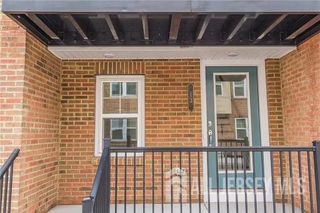 13 Bond Street, North Brunswick, NJ 08902