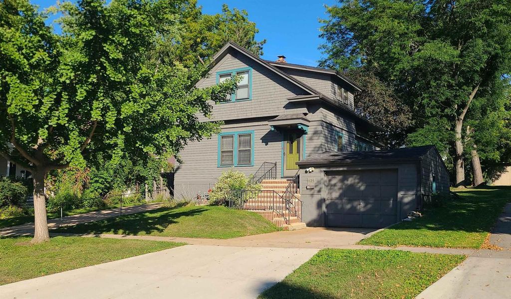 1125 S JACKSON STREET, Green Bay, WI 54301