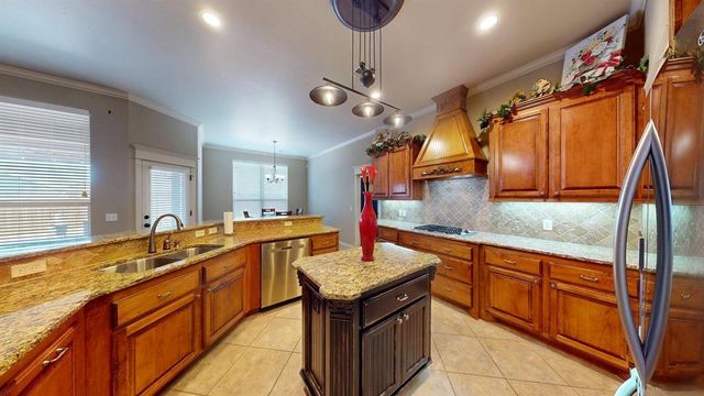 3104 Skye Ridge Drive, Norman, OK 73069