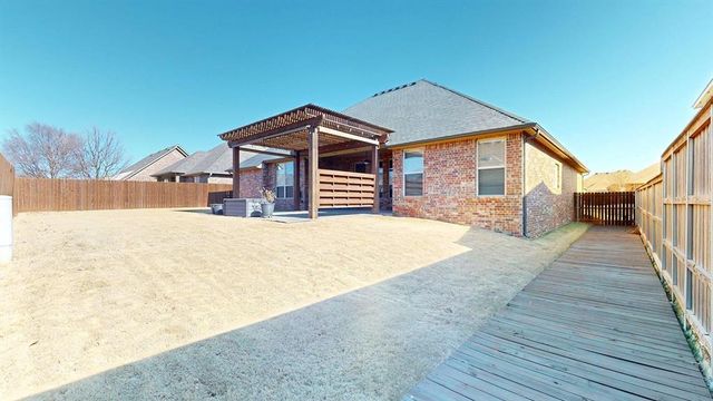 3104 Skye Ridge Drive, Norman, OK 73069