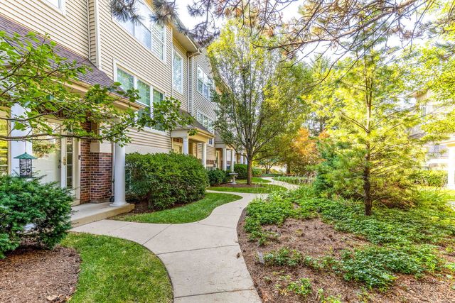 25 E Illinois Avenue, Palatine, IL 60067