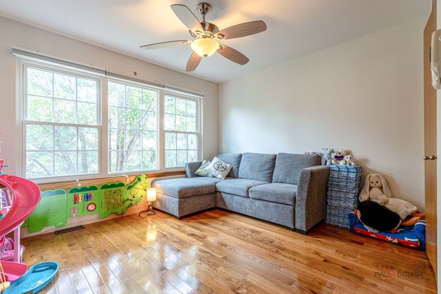 25 E Illinois Avenue, Palatine, IL 60067