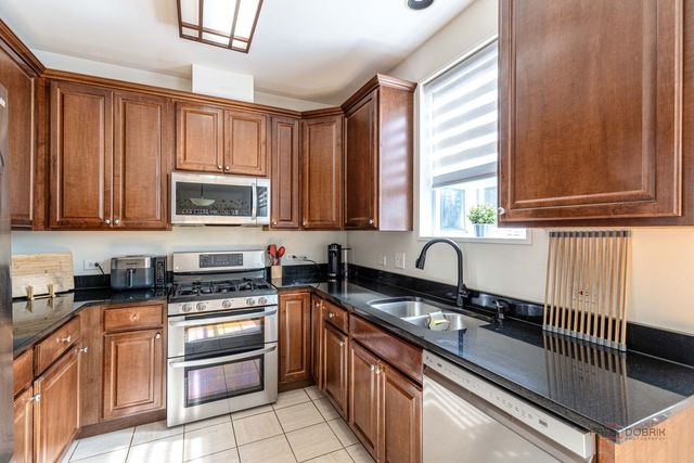 25 E Illinois Avenue, Palatine, IL 60067
