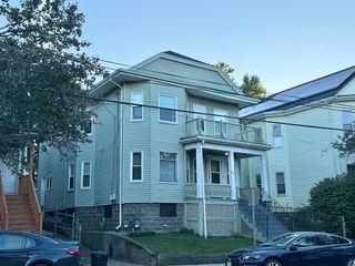 267 Boston Avenue 2, Medford, MA 02155