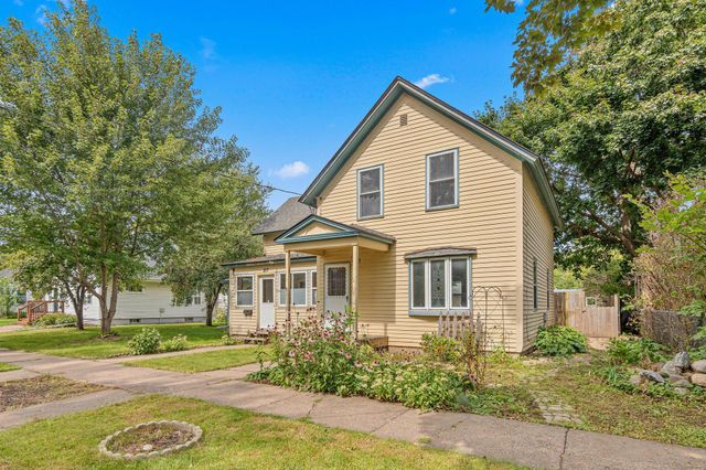 217 N 2nd Street, New Richmond, WI 54017