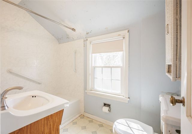 71 Weston Road, Rochester, NY 14612