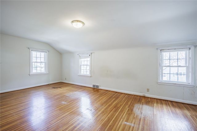 71 Weston Road, Rochester, NY 14612