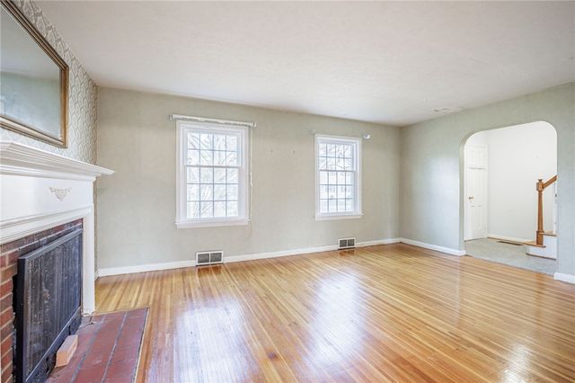 71 Weston Road, Rochester, NY 14612