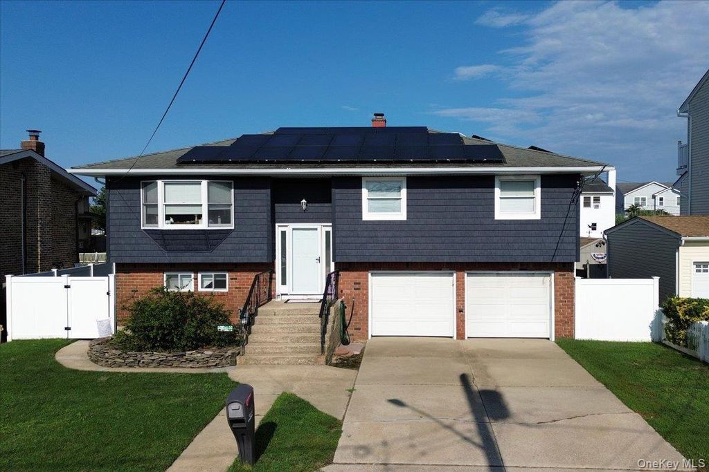 2695 Ocean Avenue, Seaford, NY 11783 — photo 3