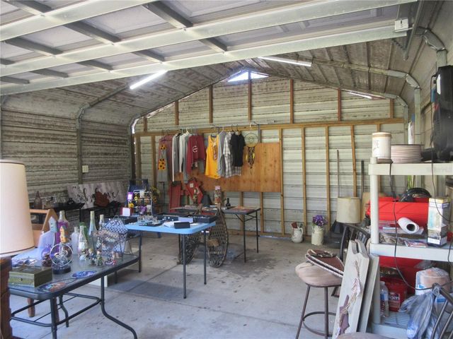 1605 SE 160TH COURT, Ocklawaha, FL 32179