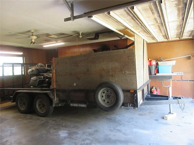 1605 SE 160TH COURT, Ocklawaha, FL 32179