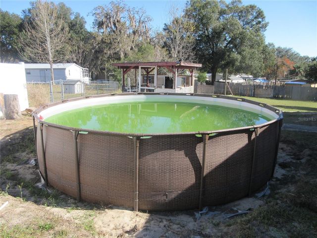 1605 SE 160TH COURT, Ocklawaha, FL 32179