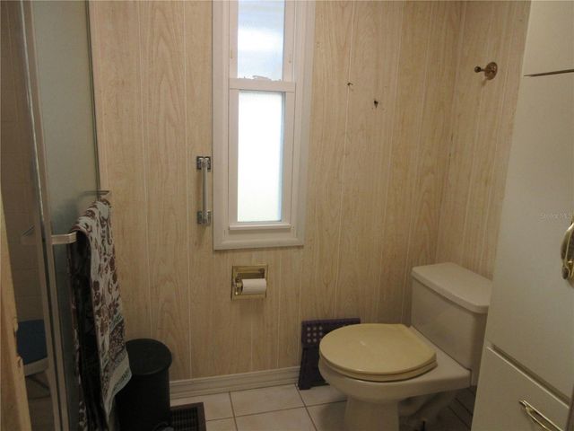 1605 SE 160TH COURT, Ocklawaha, FL 32179