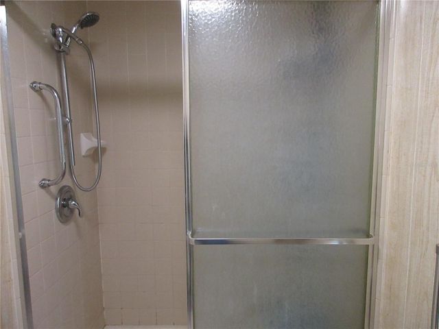 1605 SE 160TH COURT, Ocklawaha, FL 32179