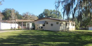 1605 SE 160TH COURT, Ocklawaha, FL 32179