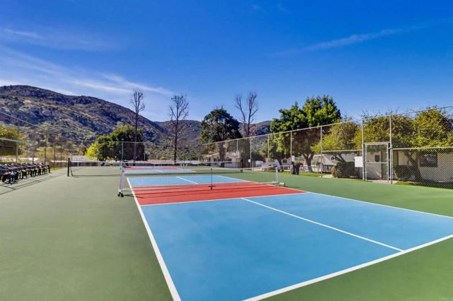 15420 Olde Highway 80 40, El Cajon, CA 92021