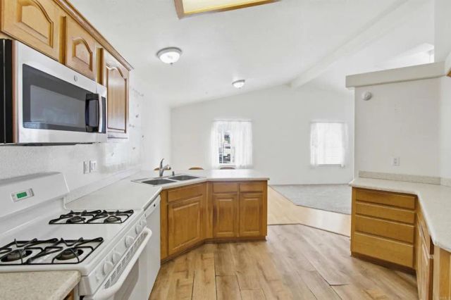 15420 Olde Highway 80 40, El Cajon, CA 92021