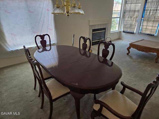 6130 Almeria Way, Palmdale, CA 93552