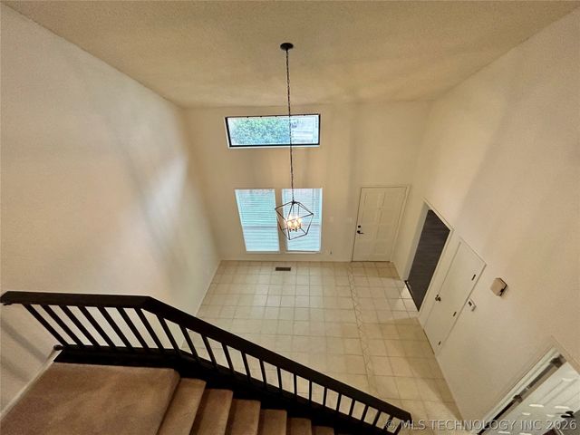 8436 S College Avenue 48, Tulsa, OK 74136