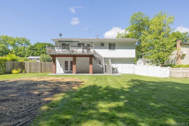 6 Lighthouse Court, Tomkins Cove, NY 10986