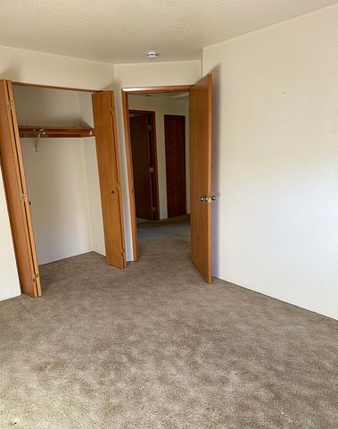 1710 SW Brownell Avenue, Grants Pass, OR 97526