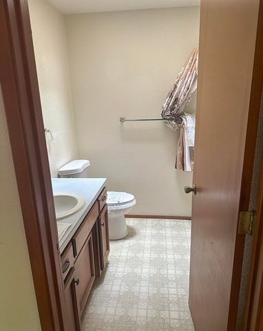 1710 SW Brownell Avenue, Grants Pass, OR 97526