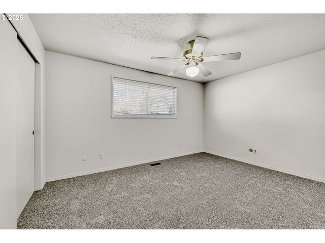 15270 Se LA MARQUITA Way, Milwaukie, OR 97267