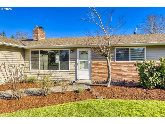 15270 Se LA MARQUITA Way, Milwaukie, OR 97267